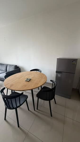 Servis Apartment untuk Disewa di Eclipse Residence @ Pan'gaea - Song Han - Living Room - PropertyGuru.com.my