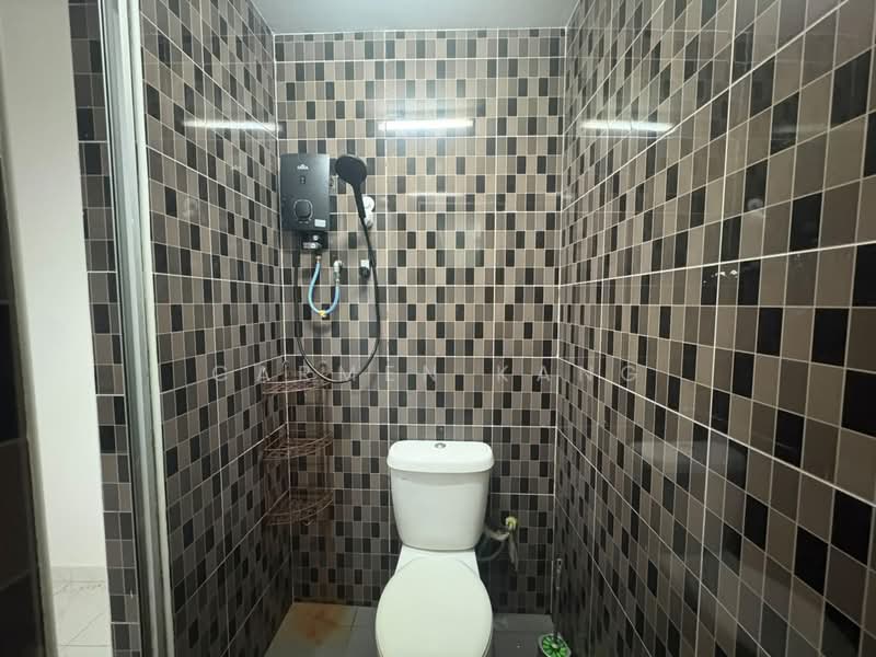 1-storey Terraced House for Rent in Taman Universiti (Skudai) - Carmen Kang - Bathroom - PropertyGuru.com.my