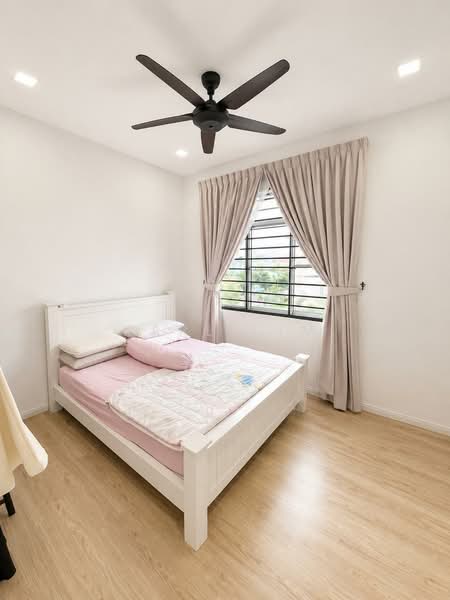 2-storey Terraced House for Sale in Setia Tropika (Johor Bahru) - Karl Lim - Bedroom - PropertyGuru.com.my