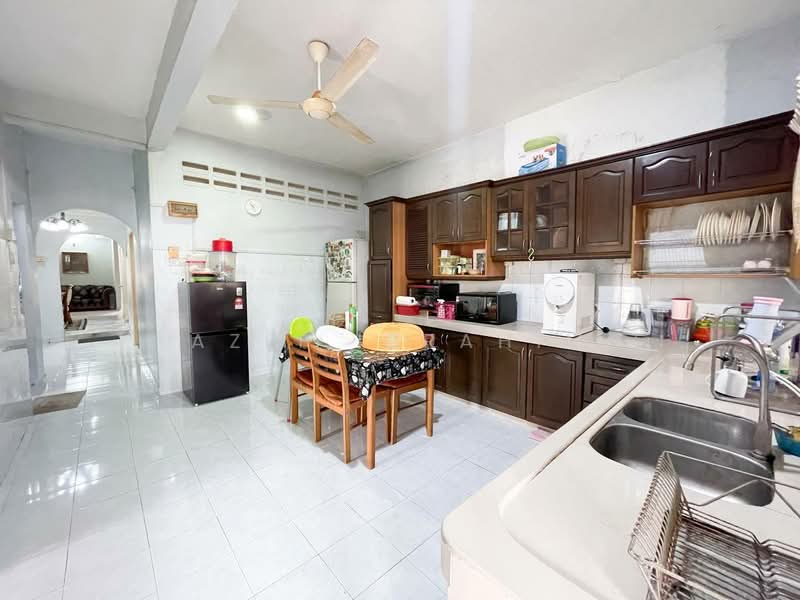 Rumah Teres 2 Tingkat untuk Dijual di Bandar Tasik Puteri (Rawang) - Azli Ibrahim - Kitchen - PropertyGuru.com.my