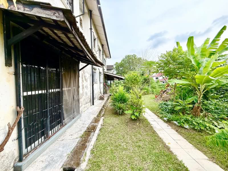 Bungalow for Sale in Kampung Tunku (Petaling Jaya) - Amzar Faiz - PropertyGuru.com.my
