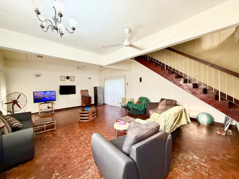 Bungalow for Sale in Kampung Tunku (Petaling Jaya) - Amzar Faiz - PropertyGuru.com.my