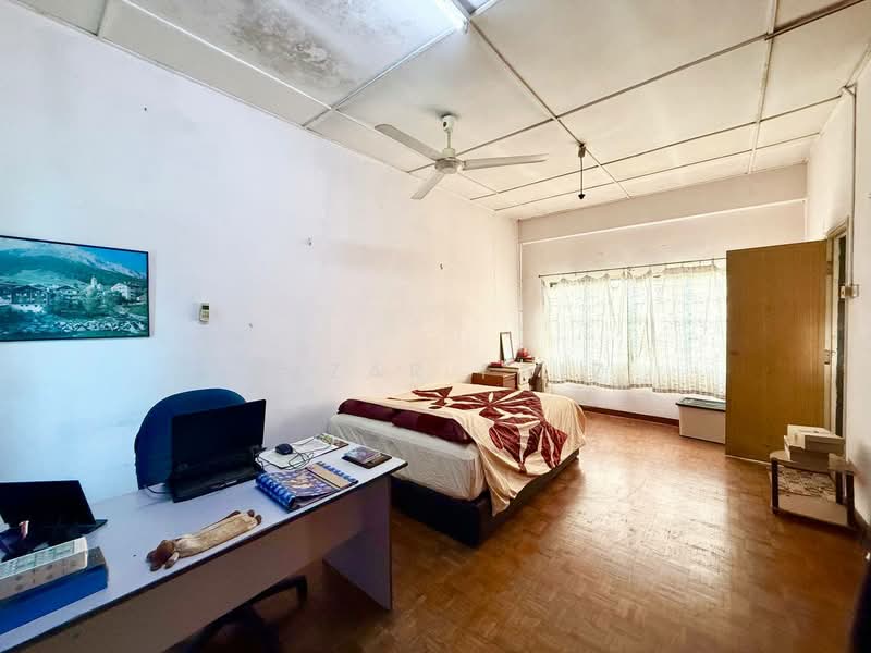 Bungalow for Sale in Kampung Tunku (Petaling Jaya) - Amzar Faiz - PropertyGuru.com.my