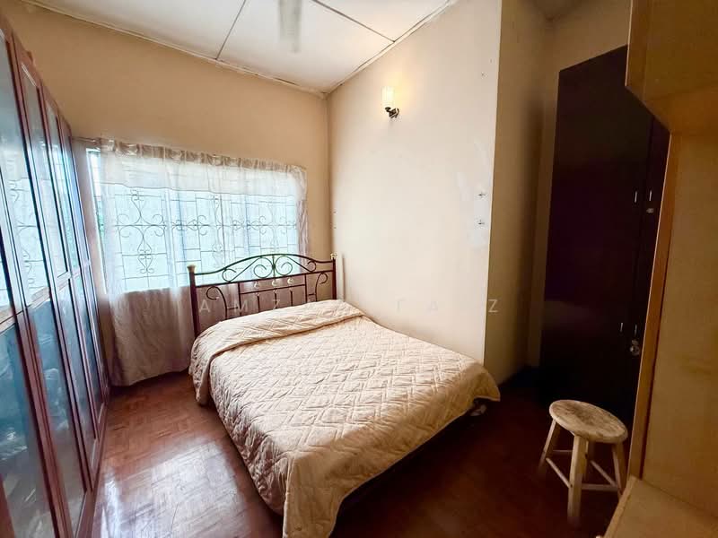 Bungalow for Sale in Kampung Tunku (Petaling Jaya) - Amzar Faiz - PropertyGuru.com.my