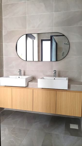 Rumah Bandar untuk Disewa di Kampung Sungai Kayu Ara (Petaling Jaya) - Angela He - Bathroom - PropertyGuru.com.my
