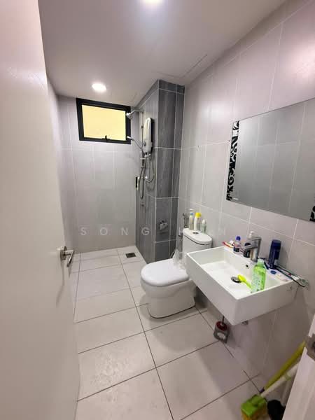 Servis Apartment untuk Disewa di Eclipse Residence @ Pan'gaea - Song Han - Bathroom - PropertyGuru.com.my