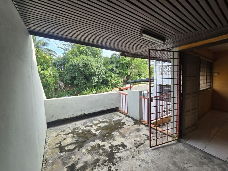 2-storey Terraced House for Sale in Taman Orkid Desa (Cheras) - Azli Ibrahim - Balcony - PropertyGuru.com.my
