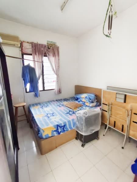 Flat for Sale at Desa May - Michael Khng - Bedroom - PropertyGuru.com.my