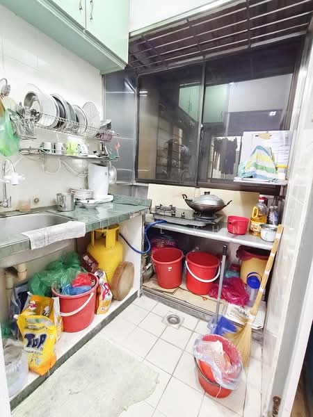 Flat for Sale at Desa May - Michael Khng - Kitchen - PropertyGuru.com.my