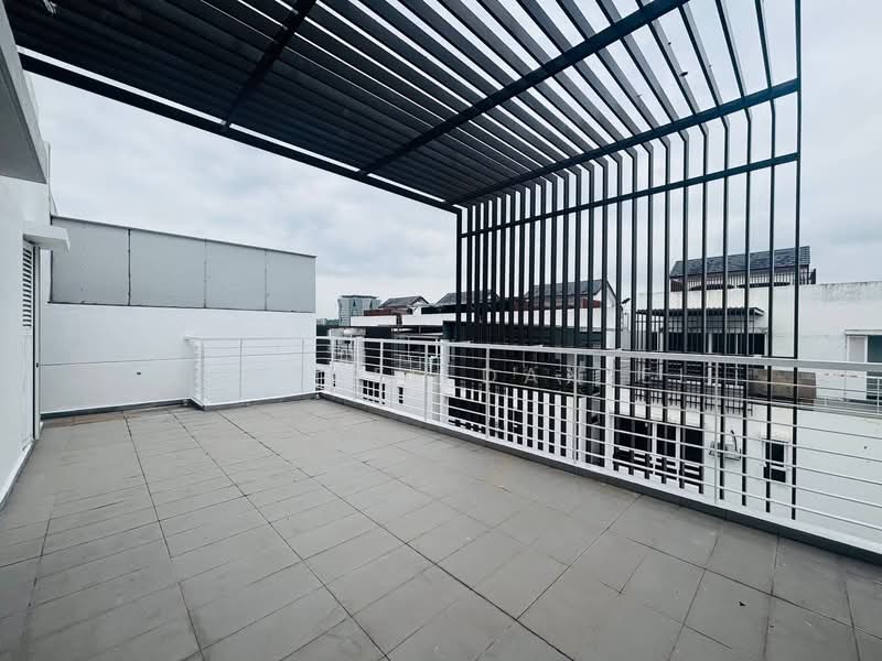 2.5-storey Terraced House for Sale in Putrajaya (Putrajaya) - Ashraff Daniel - Balcony - PropertyGuru.com.my