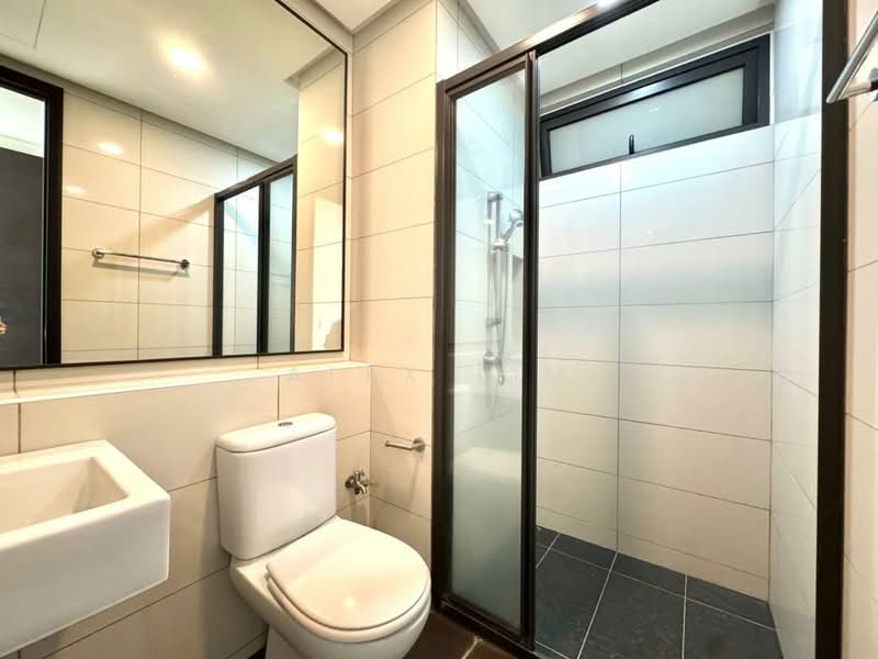 Servis Apartment untuk Disewa di The Tamarind - Alex Lim - Bathroom - PropertyGuru.com.my