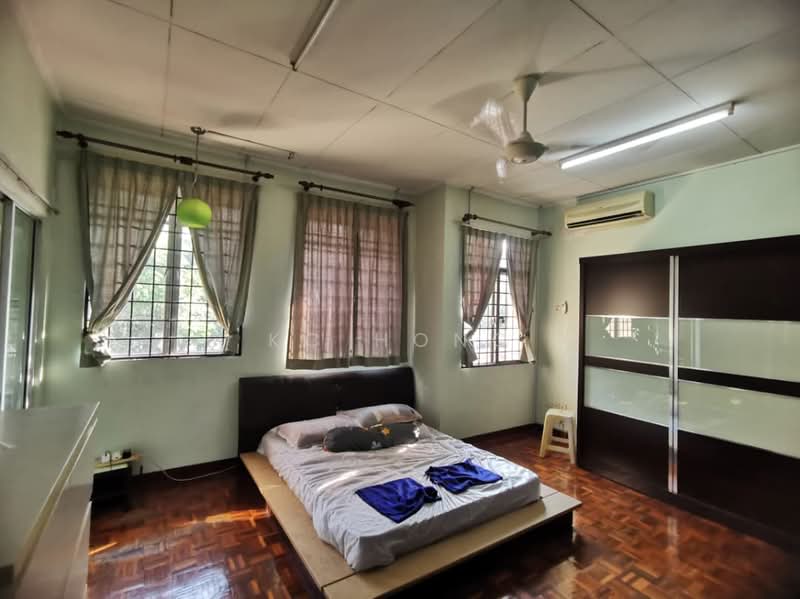 Rumah Teres 2 Tingkat untuk Dijual di Putra Permai (Subang Jaya) - KC Hong - PropertyGuru.com.my