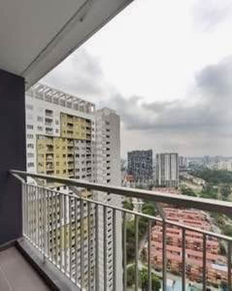 Kondominium untuk Dijual di The Holmes 1 - Azli Ibrahim - Balcony - PropertyGuru.com.my