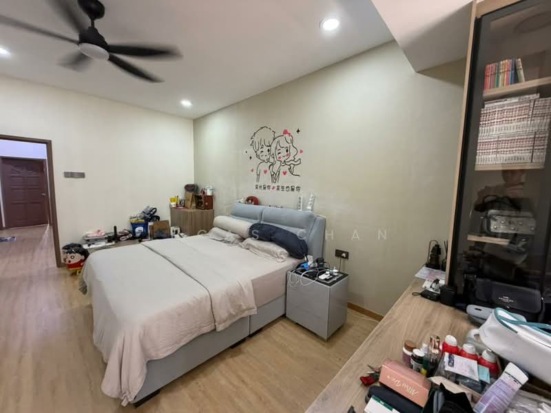 2.5-storey Terraced House for Sale in Happy Garden (Kuchai Lama) - Lucas Chan - Bedroom - PropertyGuru.com.my