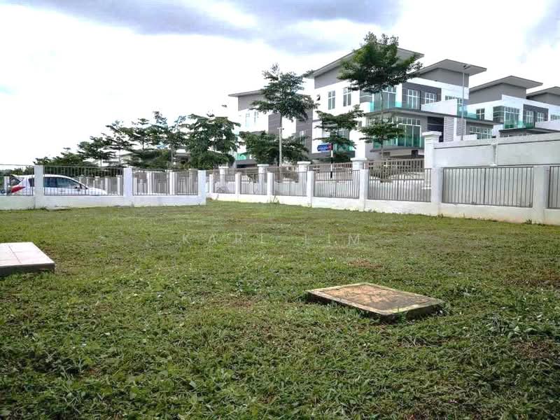 Cluster House for Sale in Taman Mutiara Mas (Skudai) - Karl Lim - Exterior - PropertyGuru.com.my