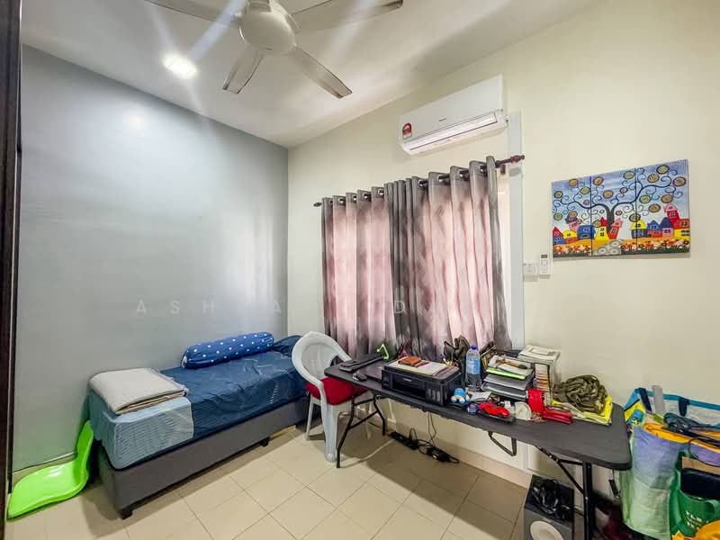 Townhouse for Sale in Kajang (Selangor) - Ashraff Daniel - Bedroom - PropertyGuru.com.my