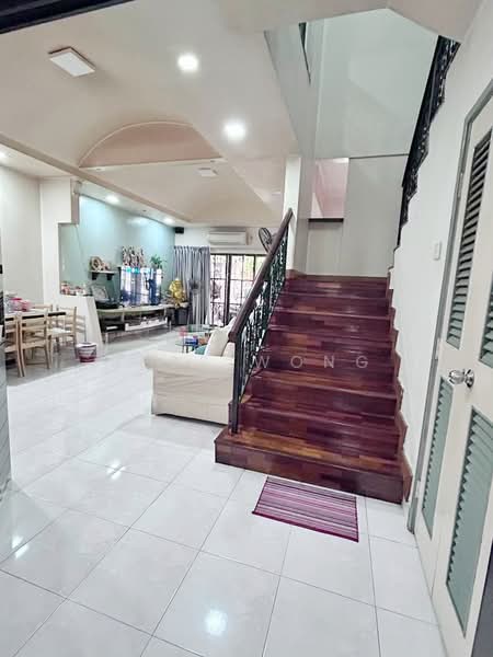 Rumah Teres 2 Tingkat untuk Dijual di Taman Pelangi Indah (Ulu Tiram) - Bess Wong - PropertyGuru.com.my