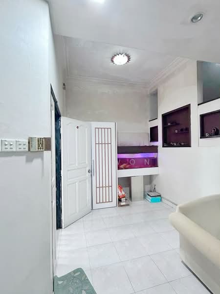 Rumah Teres 2 Tingkat untuk Dijual di Taman Pelangi Indah (Ulu Tiram) - Bess Wong - PropertyGuru.com.my