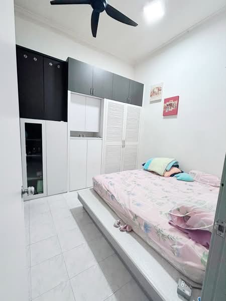 Rumah Teres 2 Tingkat untuk Dijual di Taman Pelangi Indah (Ulu Tiram) - Bess Wong - PropertyGuru.com.my