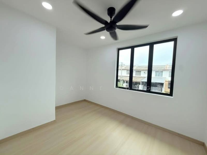 Rumah Teres 2-Tingkat untuk Dijual di Ulu Tiram (Johor) - Joanne Yong - Bedroom - PropertyGuru.com.my
