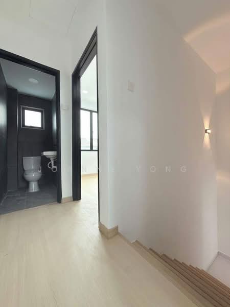 Rumah Teres 2-Tingkat untuk Dijual di Ulu Tiram (Johor) - Joanne Yong - Bathroom - PropertyGuru.com.my