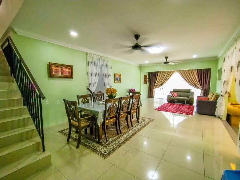 Rumah Berkembar untuk Dijual di Taman Salak Maju (Labu) - Ashraff Daniel - PropertyGuru.com.my