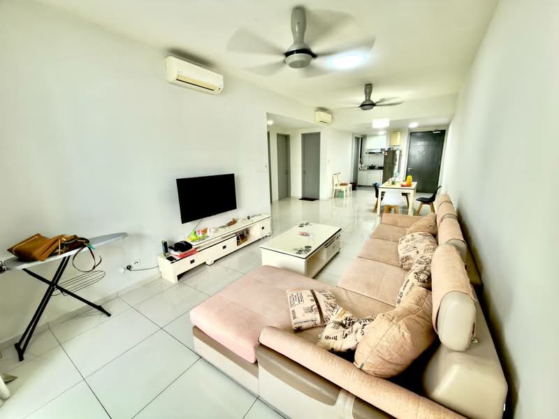 Kondominium untuk Dijual di Infiniti 3 Residences - Luqman Ramli - Living Room - PropertyGuru.com.my