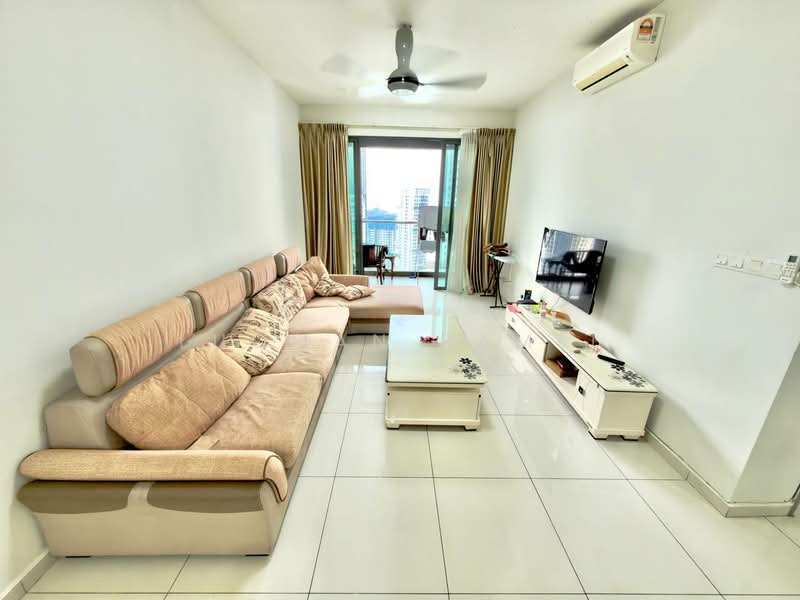 Kondominium untuk Dijual di Infiniti 3 Residences - Luqman Ramli - Living Room - PropertyGuru.com.my