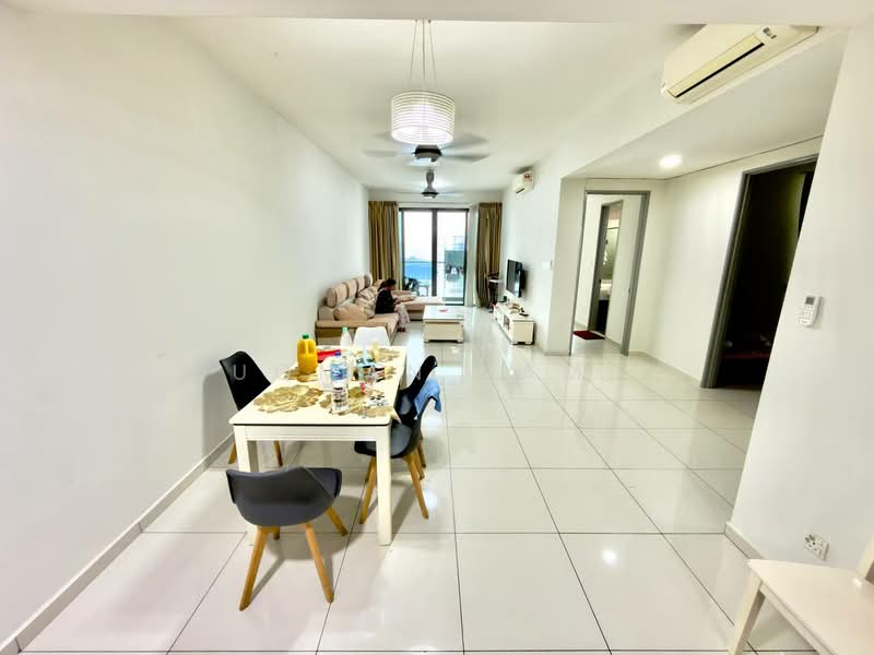 Kondominium untuk Dijual di Infiniti 3 Residences - Luqman Ramli - Living Room - PropertyGuru.com.my
