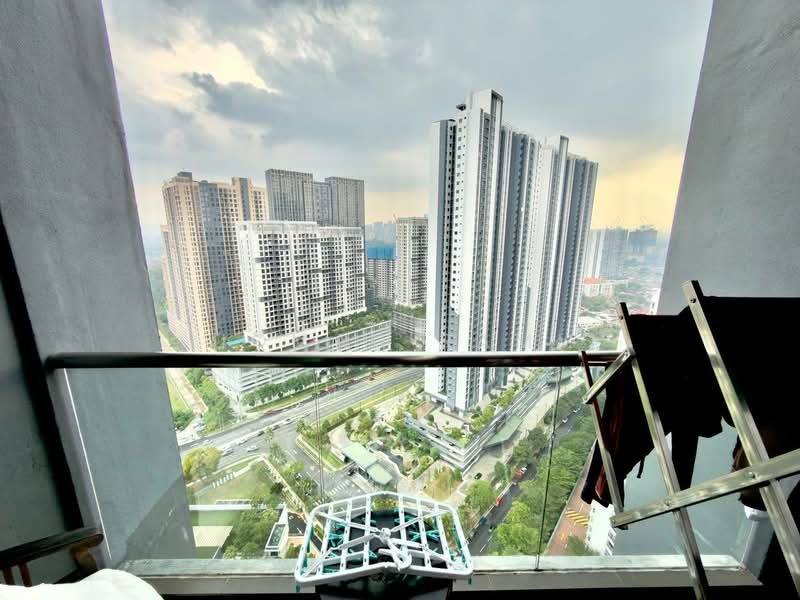 Kondominium untuk Dijual di Infiniti 3 Residences - Luqman Ramli - Balcony - PropertyGuru.com.my