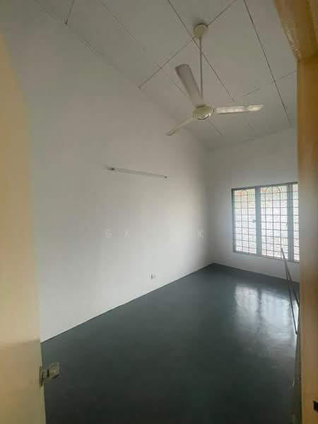 1-storey Terraced House for Sale in Bandar Tasik Puteri (Rawang) - SK Luk - Interior - PropertyGuru.com.my