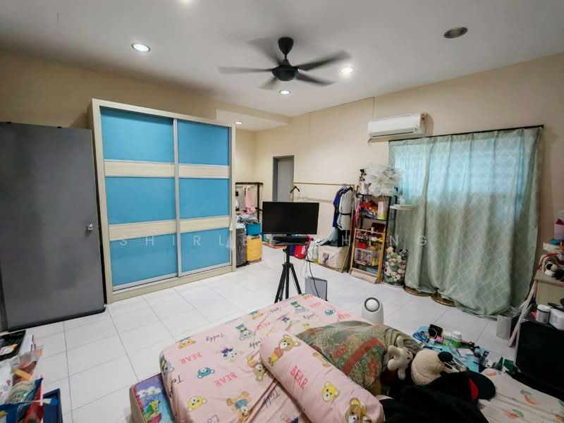 2-storey Terraced House for Sale in Tebrau (Johor) - Shirley Ching - Bedroom - PropertyGuru.com.my