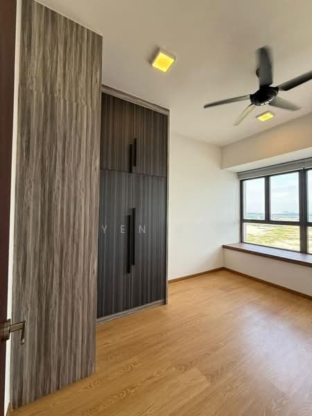 Kondominium untuk Dijual di Kings Bay @ Country Garden Danga Bay - Yen Ma - PropertyGuru.com.my