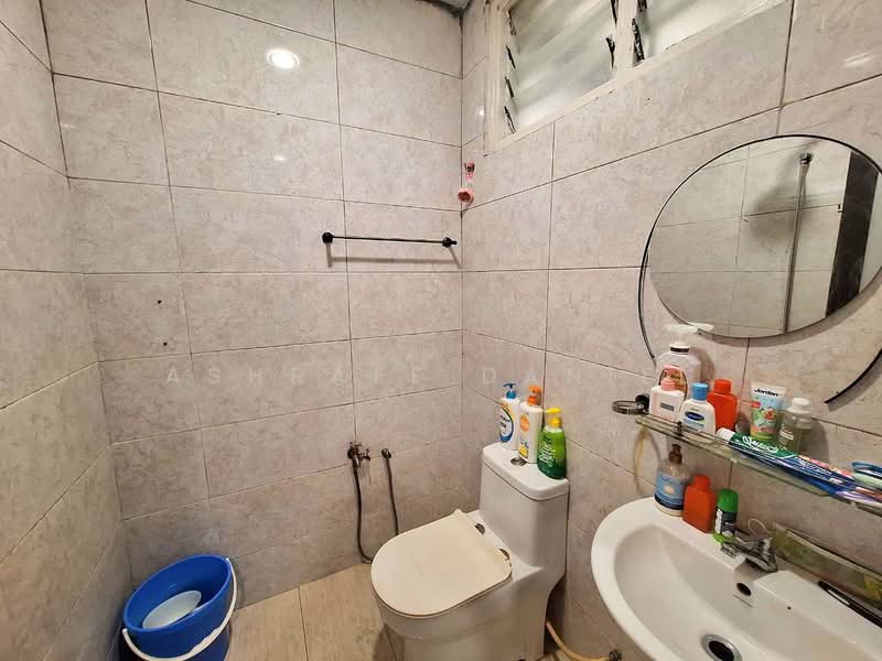 2-storey Terraced House for Sale in Ukay Bistari (Ulu Kelang) - Ashraff Daniel - Bathroom - PropertyGuru.com.my