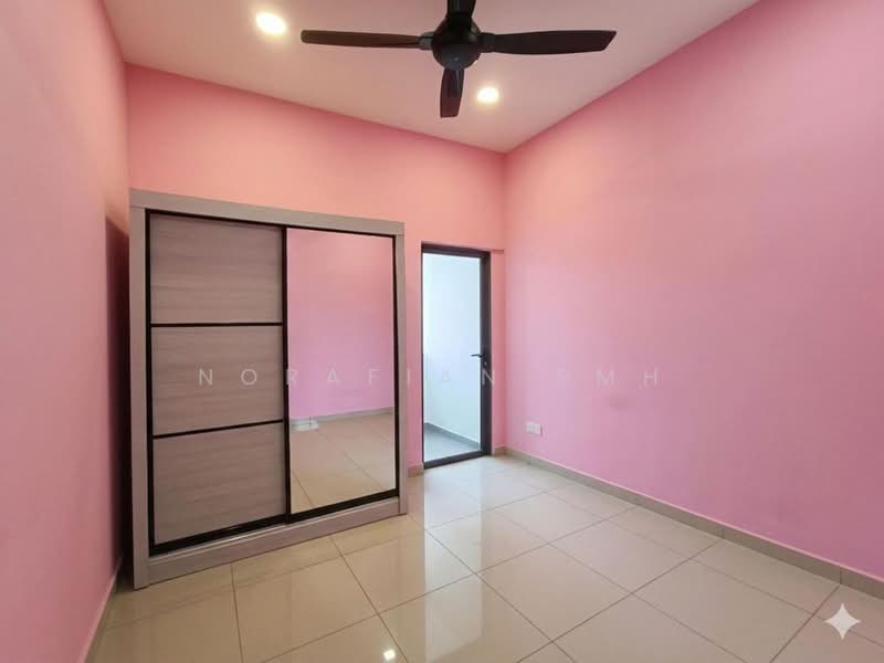 2-storey Terraced House for Sale in Mahkota Hills (Lenggeng) - Norafian SMH - Bedroom - PropertyGuru.com.my
