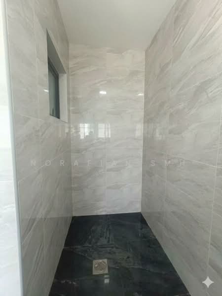 2-storey Terraced House for Sale in Mahkota Hills (Lenggeng) - Norafian SMH - Bathroom - PropertyGuru.com.my