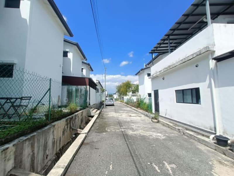 2-storey Terraced House for Sale in Mahkota Hills (Lenggeng) - Norafian SMH - Exterior - PropertyGuru.com.my