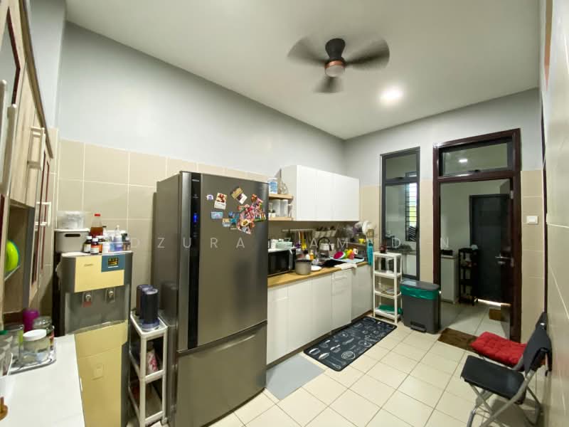 Rumah Teres 2-Tingkat untuk Dijual di Laman Glenmarie (Shah Alam) - Adzura Zamedin - Kitchen - PropertyGuru.com.my