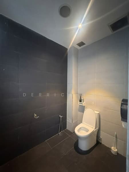 Pejabat Runcit untuk Disewa di Jelutong (Penang) - Derrick Loh - Bathroom - PropertyGuru.com.my