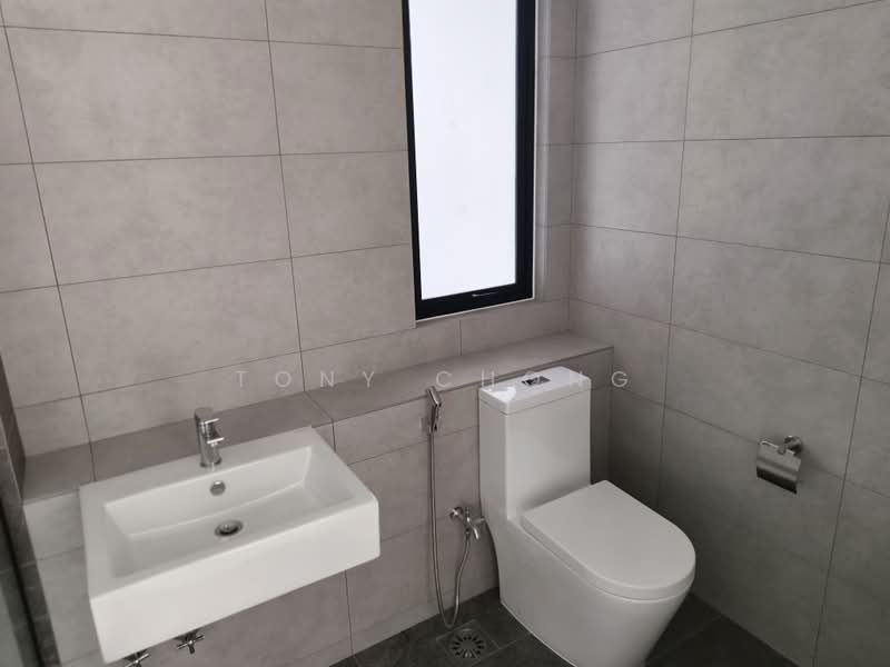 Rumah Berkembar untuk Dijual di Kulai (Johor) - Tony Chong - Bathroom - PropertyGuru.com.my