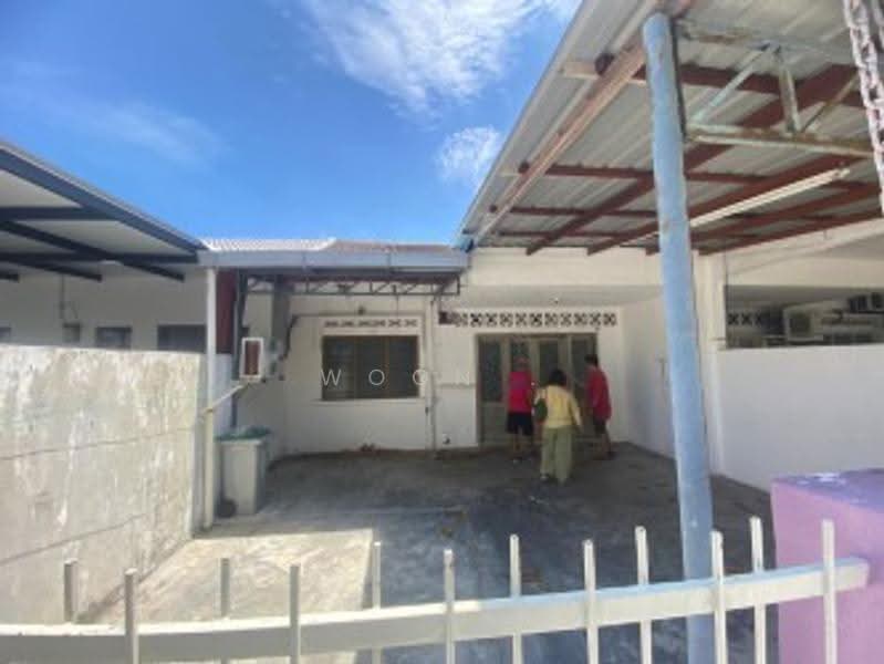 Rumah Teres 1-Tingkat untuk Dijual di Ujong Pasir (Melaka) - Woon . - Exterior - PropertyGuru.com.my