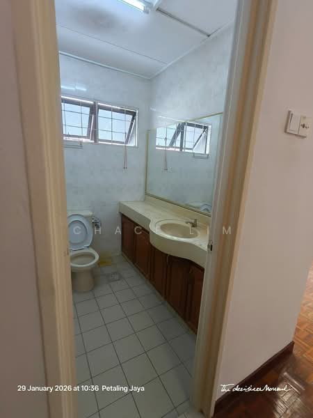 Rumah Teres untuk Dijual di Petaling Jaya (Selangor) - Chace Lim - Bathroom - PropertyGuru.com.my