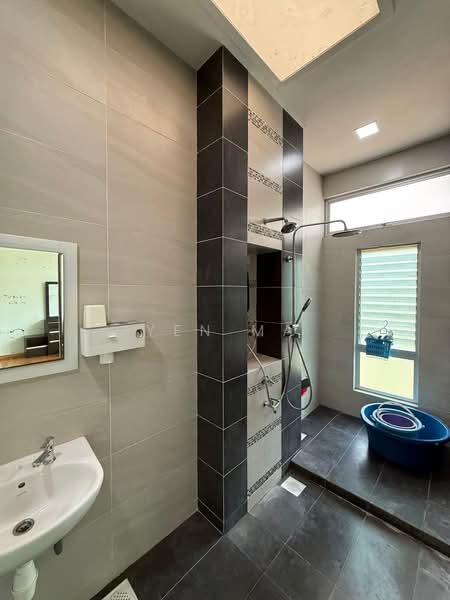 Townhouse for Rent in Taman Sutera Utama (Skudai) - Yen Ma - Bathroom - PropertyGuru.com.my