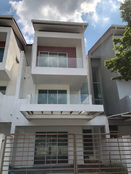 Rumah Teres untuk Dijual di Seksyen 11 (Kota Damansara) - Micheal Ng - PropertyGuru.com.my