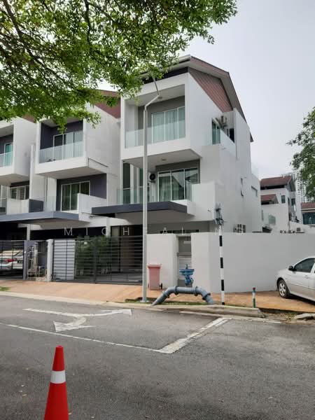 Rumah Teres untuk Dijual di Seksyen 11 (Kota Damansara) - Micheal Ng - PropertyGuru.com.my