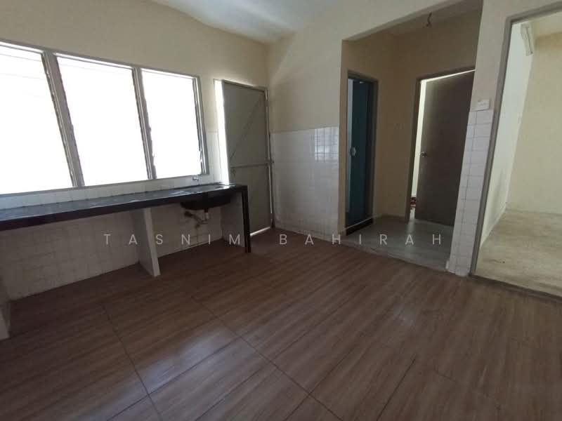 Rumah Teres 2 Tingkat untuk Dijual di Taman Mutiara (Bukit Mertajam) - Tasnim Bahirah - Kitchen - PropertyGuru.com.my