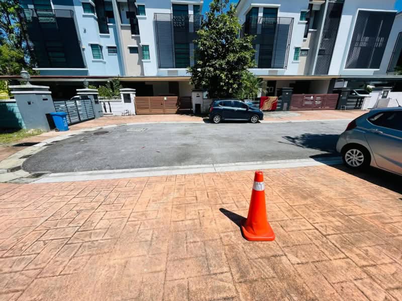 Bungalow for Sale in Bukit Jelutong (Shah Alam) - Adzura Zamedin - Exterior - PropertyGuru.com.my