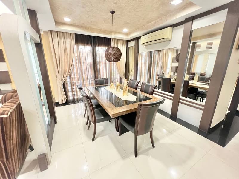 Rumah Berkembar untuk Dijual di Taman Gembira (Klang) - Zul Arif - Dining Room - PropertyGuru.com.my