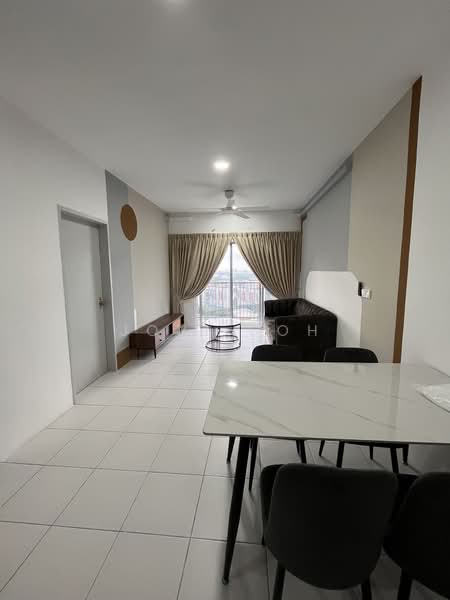 Kondominium untuk Disewa di Residensi Sateria - Jovi Soh - Living Room - PropertyGuru.com.my