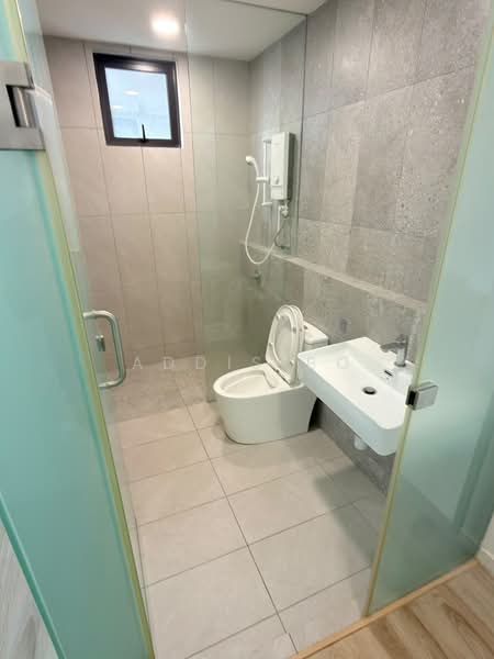 Servis Apartment untuk Disewa di Emerald 9 - Addis Bo - Bathroom - PropertyGuru.com.my